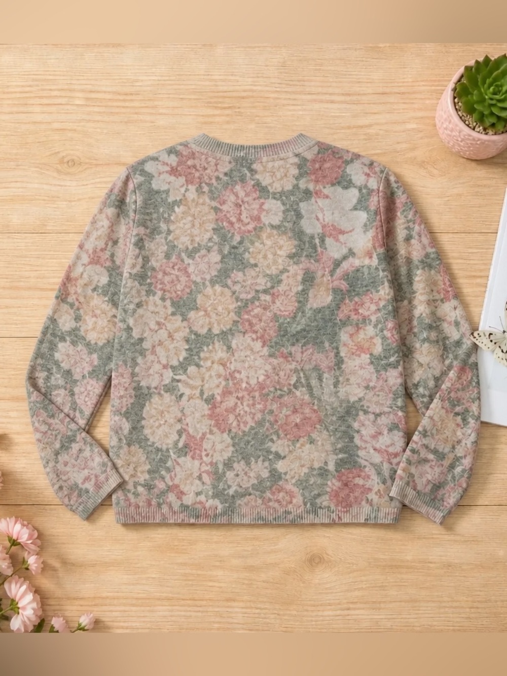 Zara Pink & Gray Marled Floral Knit Crewneck - Picture 2 of 6